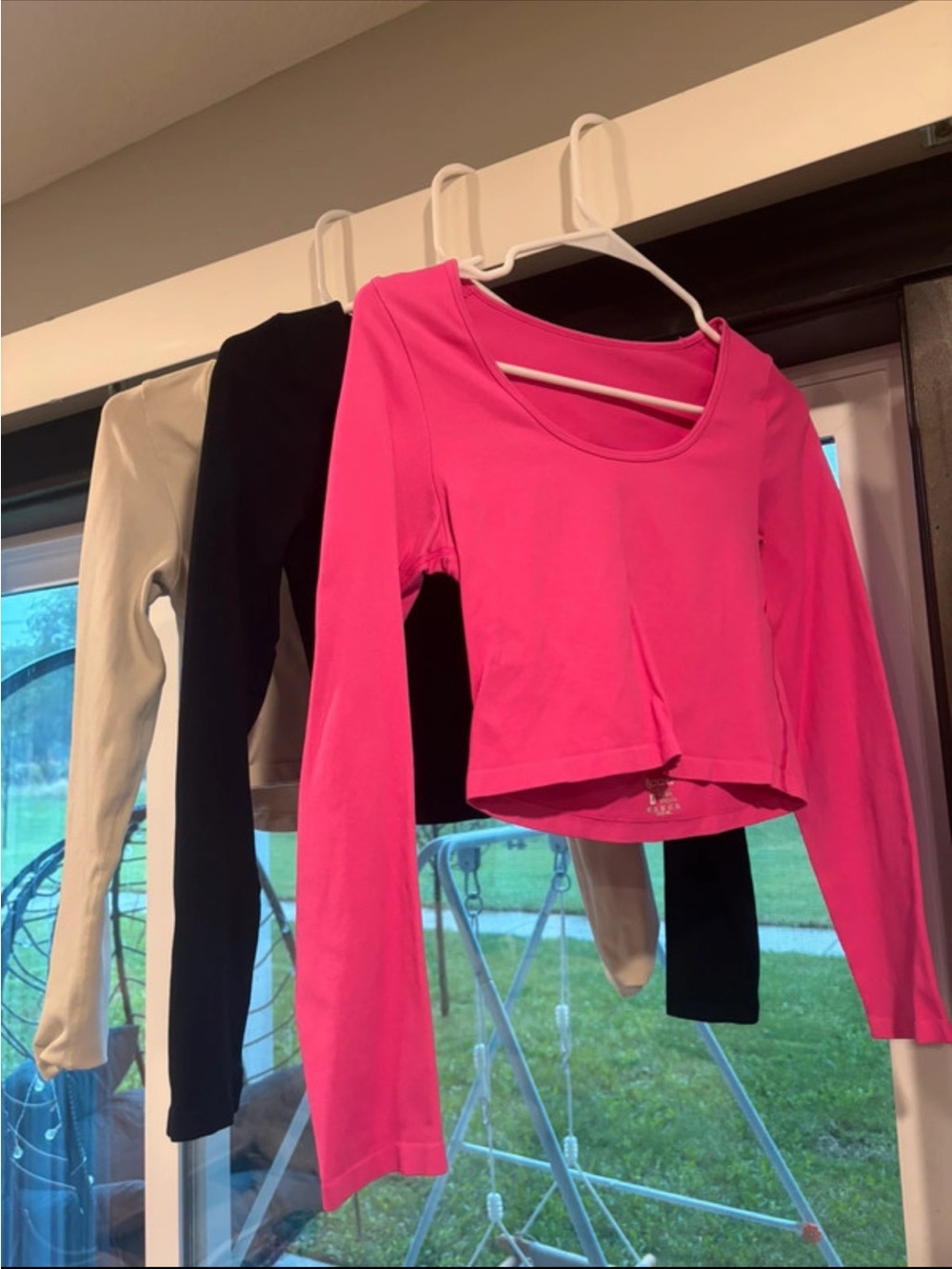 Women's Long-Sleeve Scoop Neck Top - Hot Pink